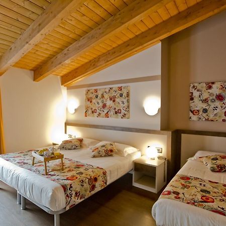 Hotel Lago Di Como Colico Bagian luar foto
