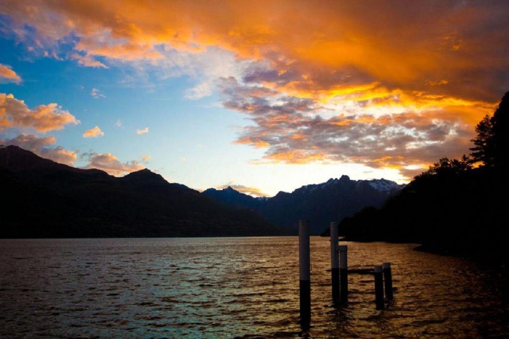 Hotel Lago Di Como Colico Bagian luar foto
