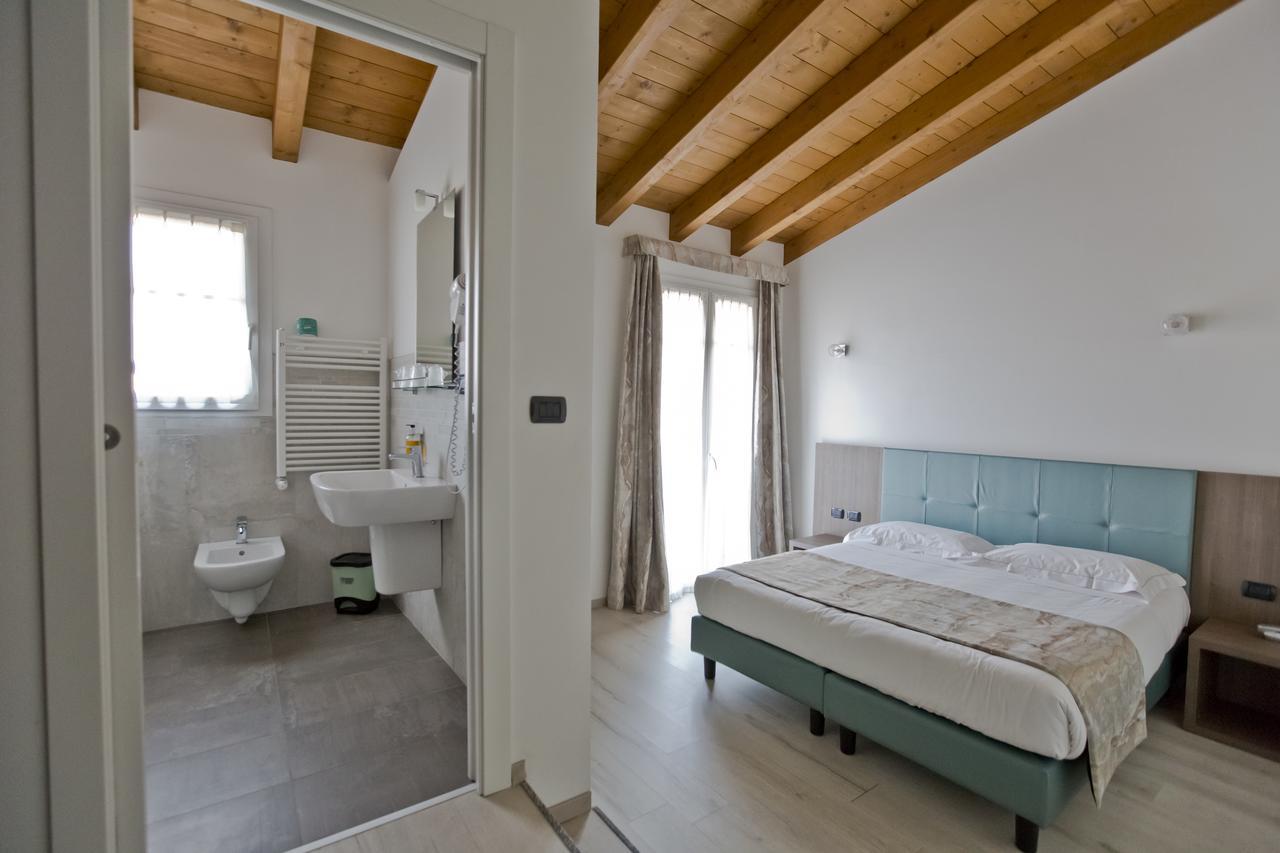 Hotel Lago Di Como Colico Bagian luar foto
